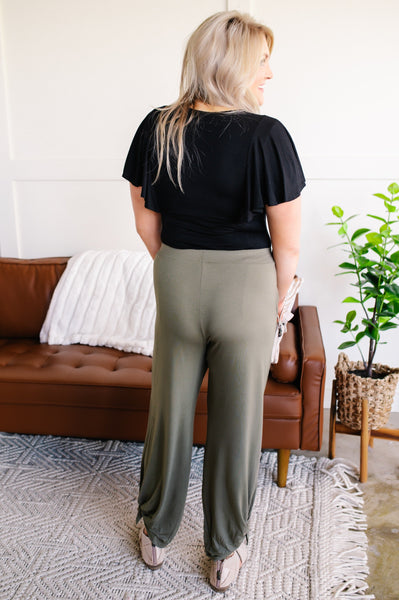 Split The Difference Side Tie Pants In Olive