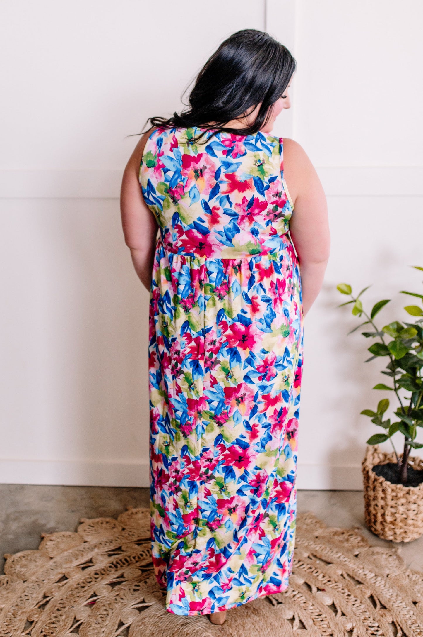 1.19 Maxi Dress With Pockets In Bright Neon Floral